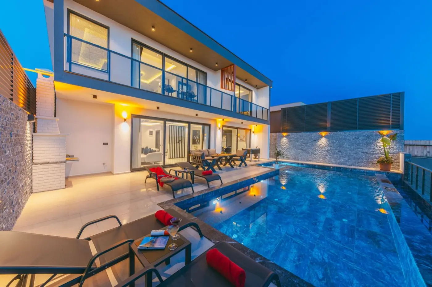 Architecture suited to year-round coastal living